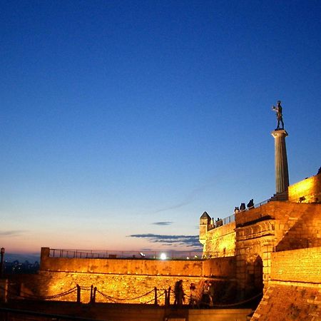 Cozy & Fully Equipped Studio In The Heart Of Downtown And Next To Kalemegdan Beograd Eksteriør billede